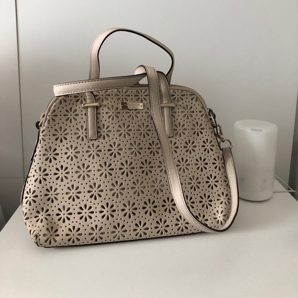 kate spade Handbags - KATE SPADE PURSE (satchel)